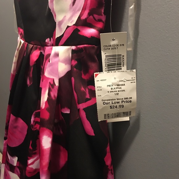 Dress - Picture 3 of 7